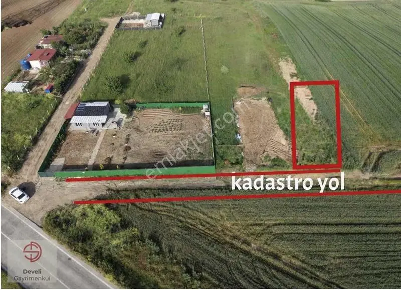 Satılık Yola Cepheli Arsa