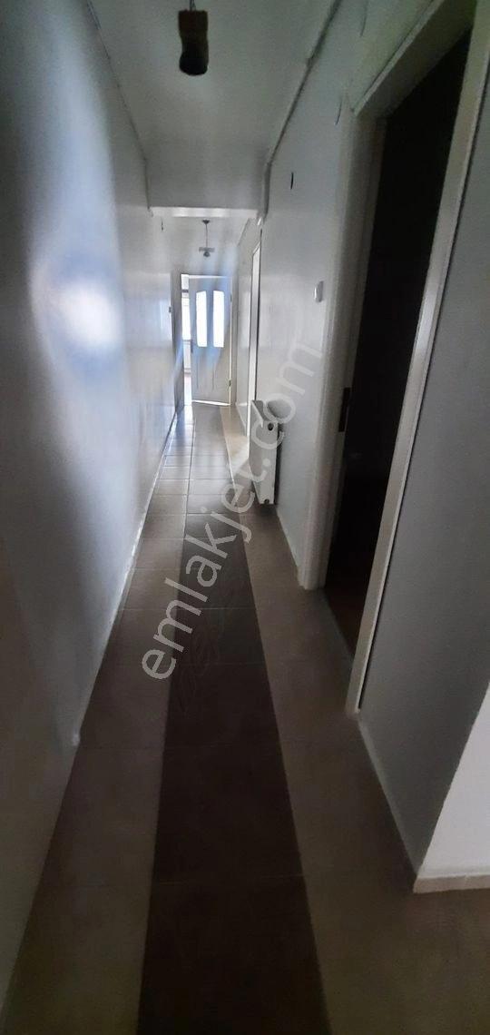 Bostanlının En Merkezi Yerinde Halkbank Üstünde Kiralık İşyeri - Görsel 8
