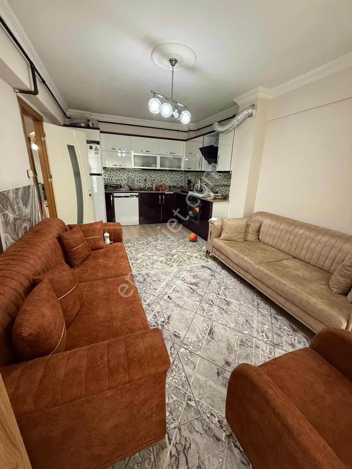 Emlak Center'dan Kiralık Muradiye'de 3+1 Açık Mutfak Daire - Görsel 8