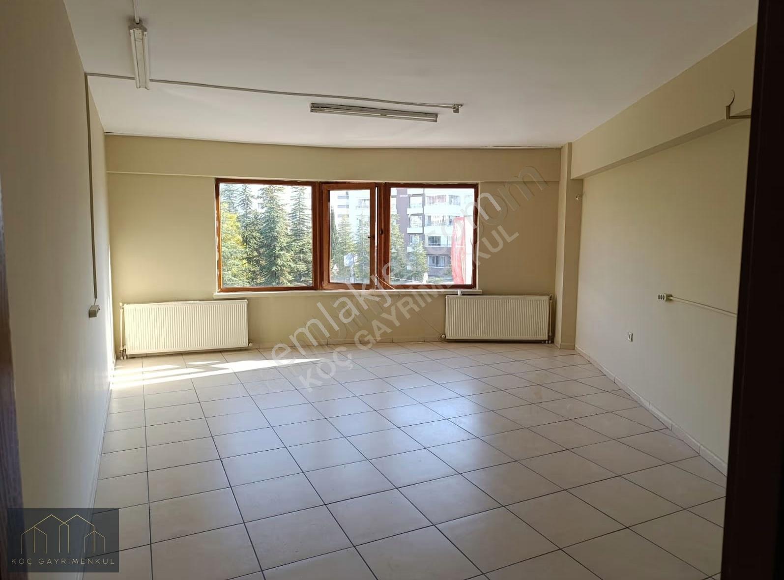 Çakırlar'da 800 M2 * 2 Katlı*teraslı * 10 Odalı * Kiralık Dükkan - Görsel 2