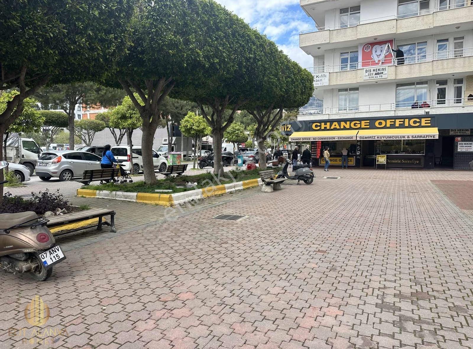 Mahmutlar'ın Göbeğinde En İşlek Cadde Menderes Bulvarı - Görsel 11