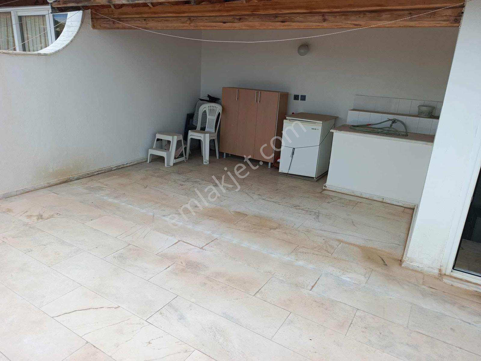 Yakamoz Sitesinde Panoramik Deniz Ve Doğa Manzaralı Villa - Görsel 5