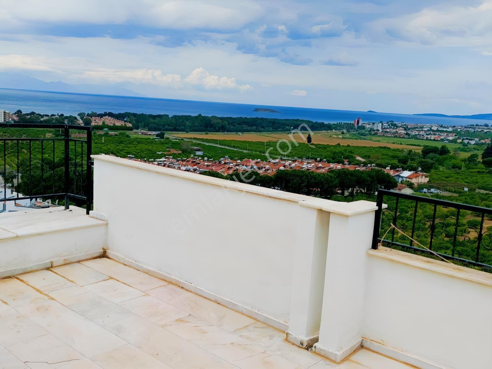 Yakamoz Sitesinde Panoramik Deniz Ve Doğa Manzaralı Villa - Görsel 4