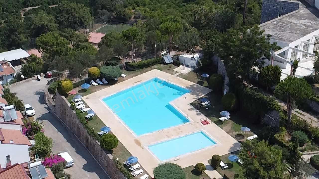 Yakamoz Sitesinde Panoramik Deniz Ve Doğa Manzaralı Villa - Görsel 6