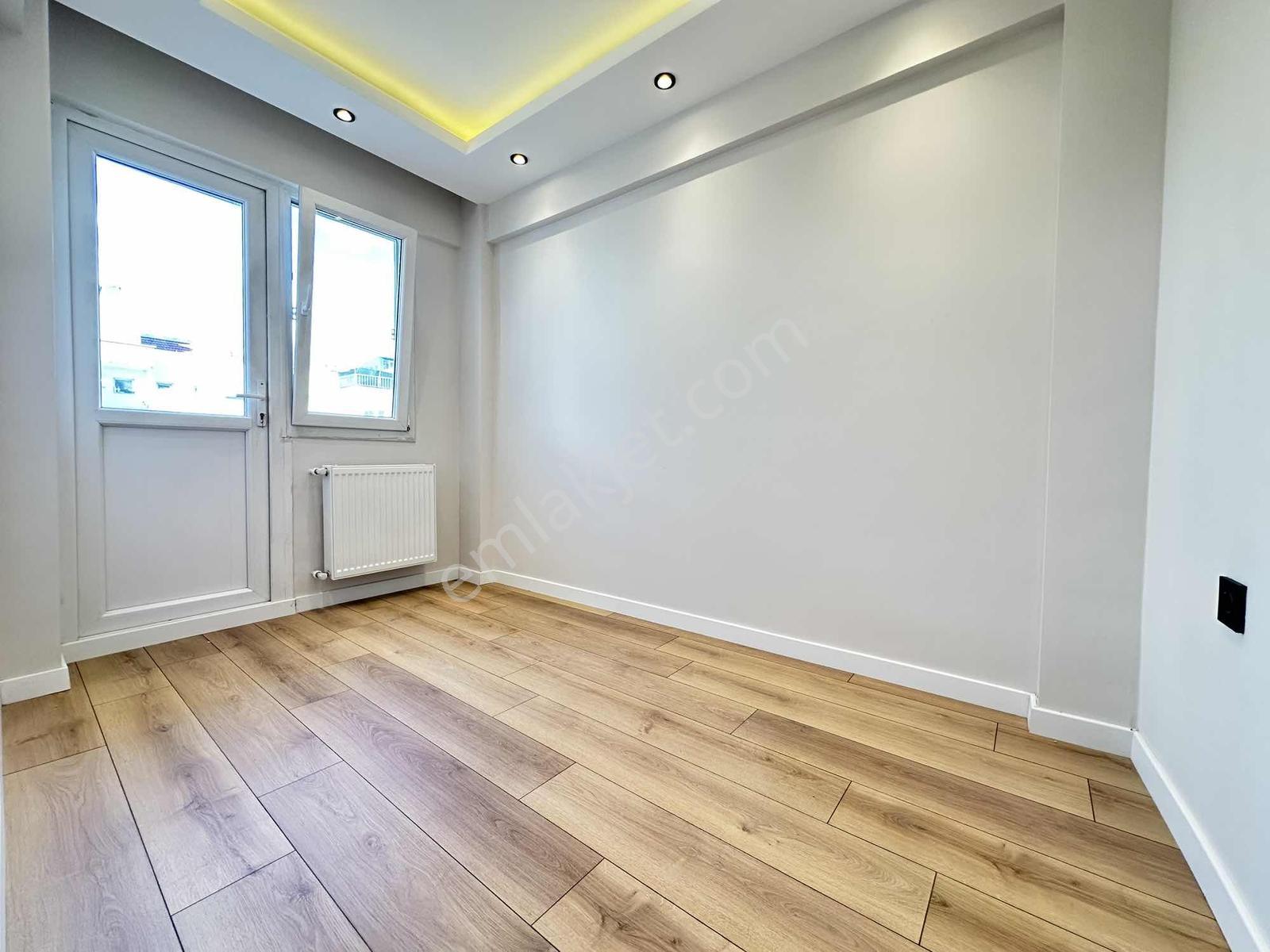 Balcova Çınar Sokak'ta 3+1 120 M2 Satılık Lüx Daire - Görsel 16