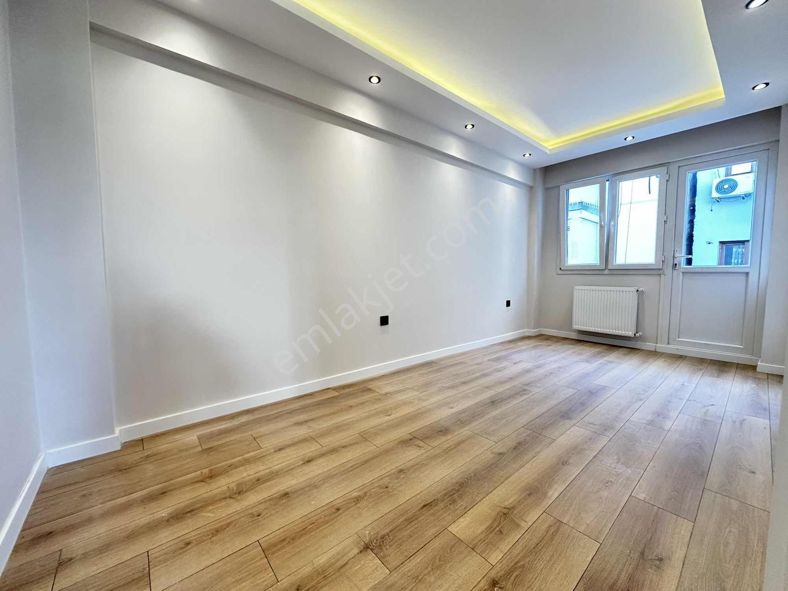 Balcova Çınar Sokak'ta 3+1 120 M2 Satılık Lüx Daire - Görsel 20
