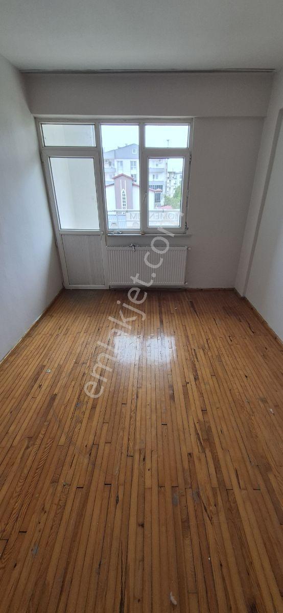 İncesu Mahallesi'nde Ana Yola 2 Bina 3 Kat 3+1 Kiralık Daire - Görsel 27