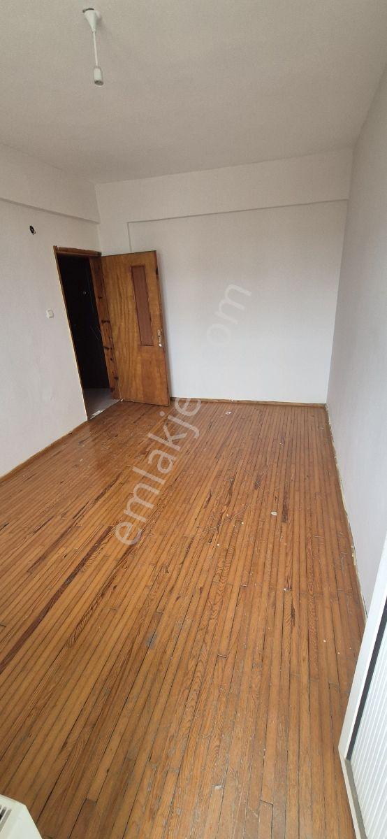 İncesu Mahallesi'nde Ana Yola 2 Bina 3 Kat 3+1 Kiralık Daire - Görsel 26