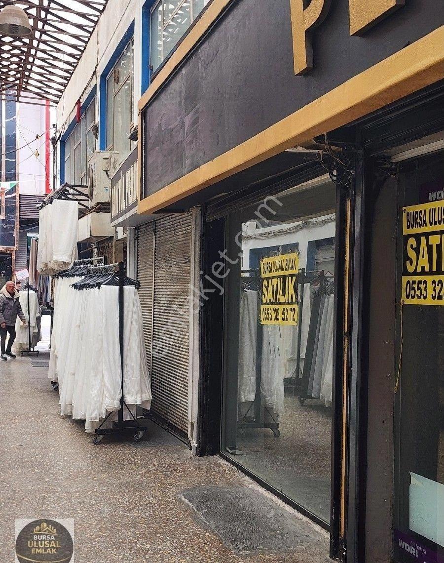 Cumhuriyet Caddesinde Satılık Dükkan
