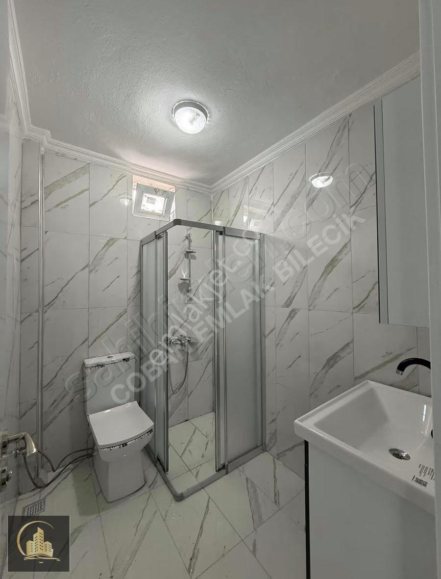 Bahçelievler'de Askeriyeye 50m Sıfır Yapılı 2+1 Kiralık Daire - Görsel 6