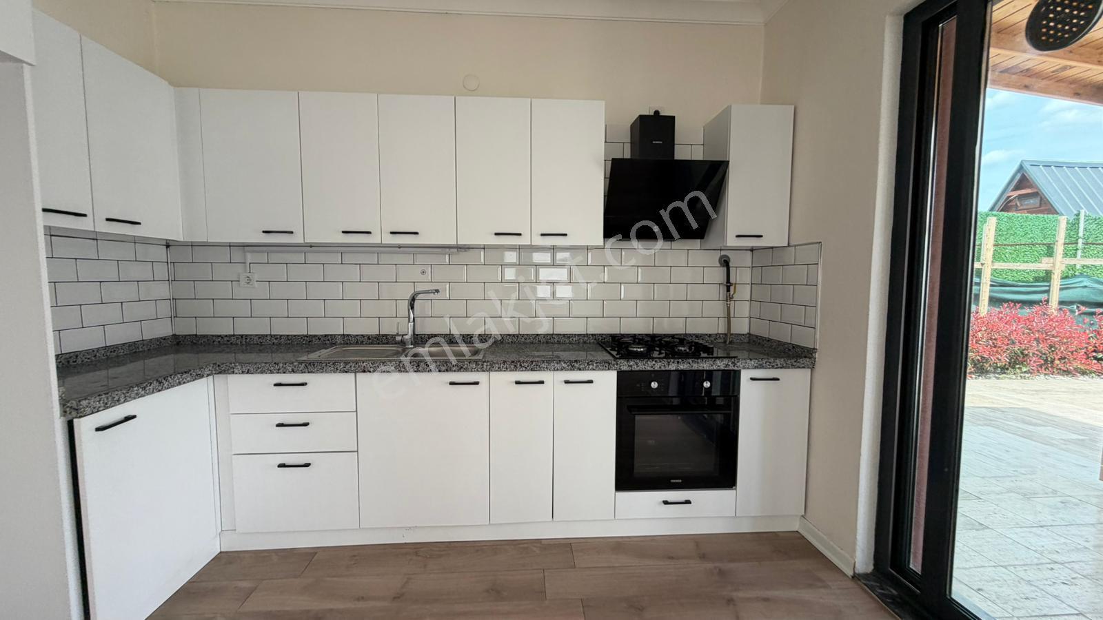 Remax Mavi'den Sapanca Kırkpınar'da Kiralık Havuzlu Müstakil Ev - Görsel 9