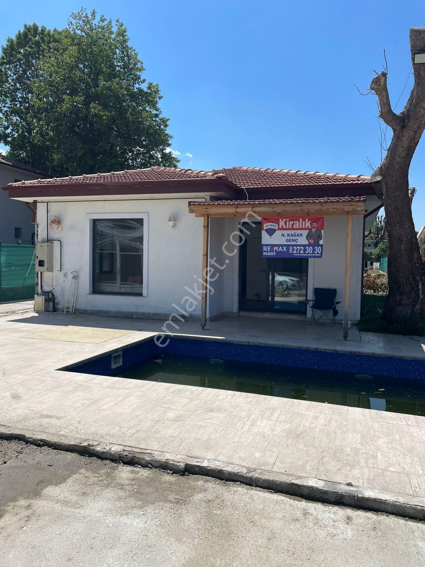 Remax Mavi'den Sapanca Kırkpınar'da Kiralık Havuzlu Müstakil Ev - Görsel 2