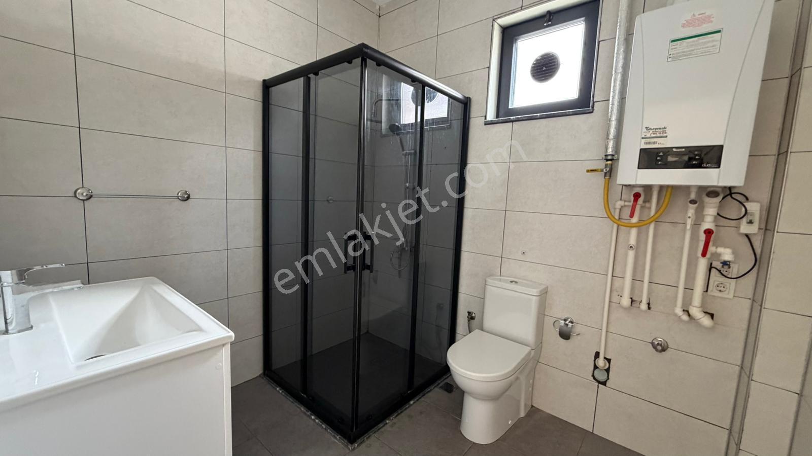 Remax Mavi'den Sapanca Kırkpınar'da Kiralık Havuzlu Müstakil Ev - Görsel 24
