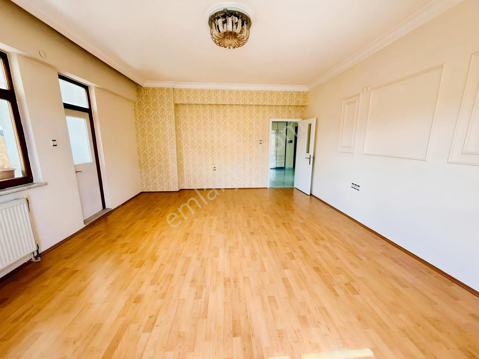 Eski Sanayi Tramvay Durağına 3 Dakika | 3+1 Geniş 175 M² Satılık - Görsel 18