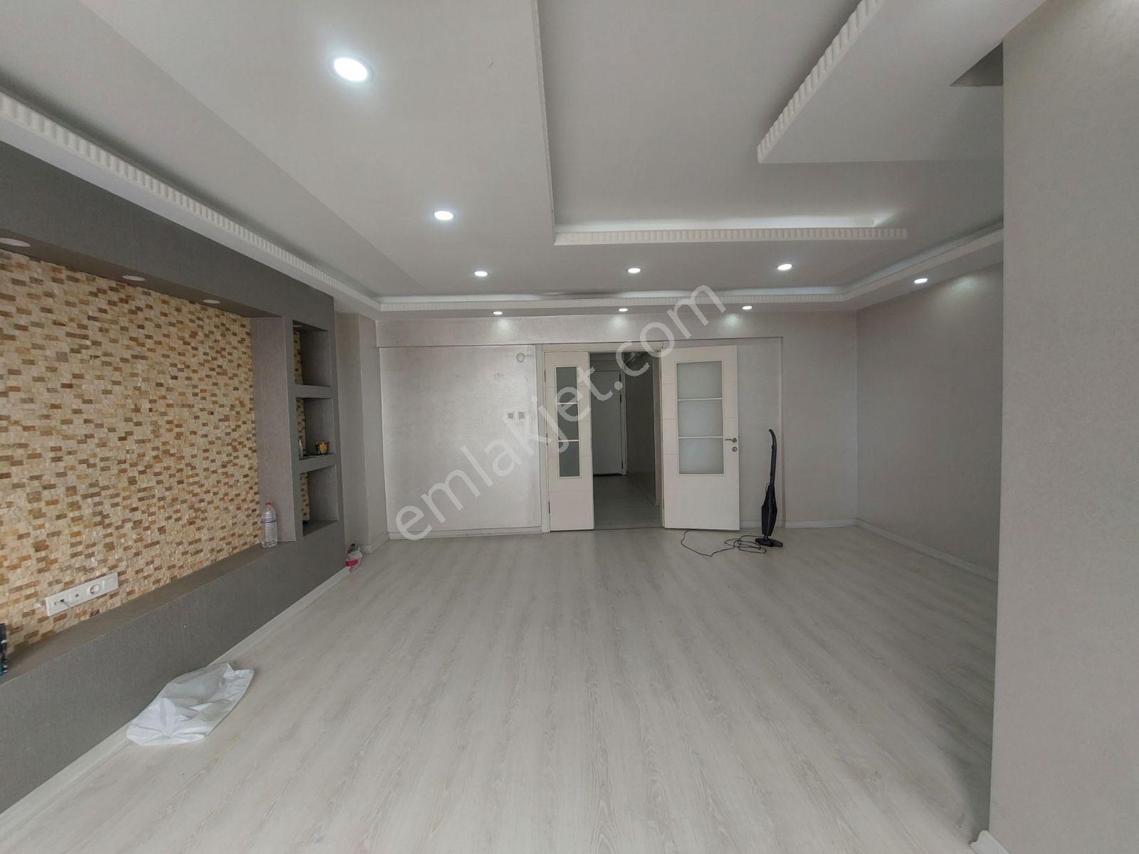 Beylikdüzü Marmara Mahallesinde Site İçerisinde Full Yapılı 3+1 - Görsel 2