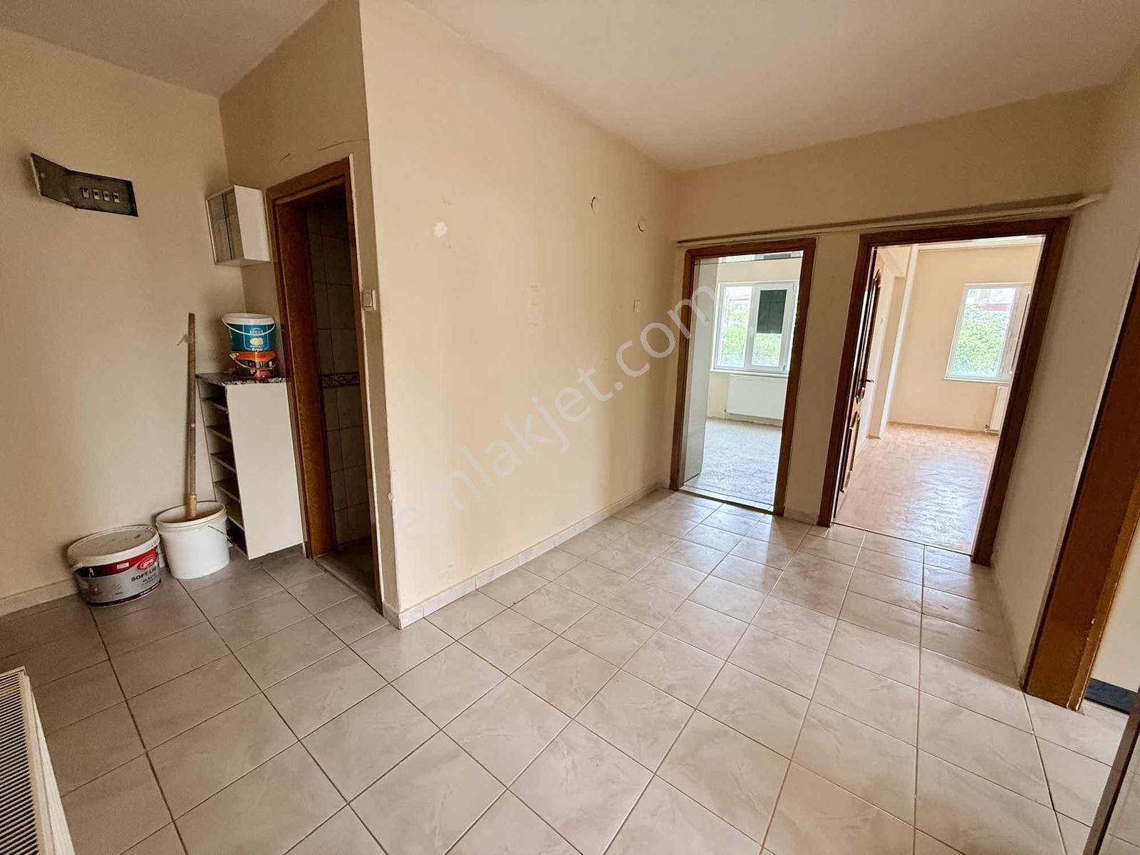 İldem Fatih Mahallesinde Aylık Ödemeli 3+1 Geniş Kiralık Daire - Görsel 11