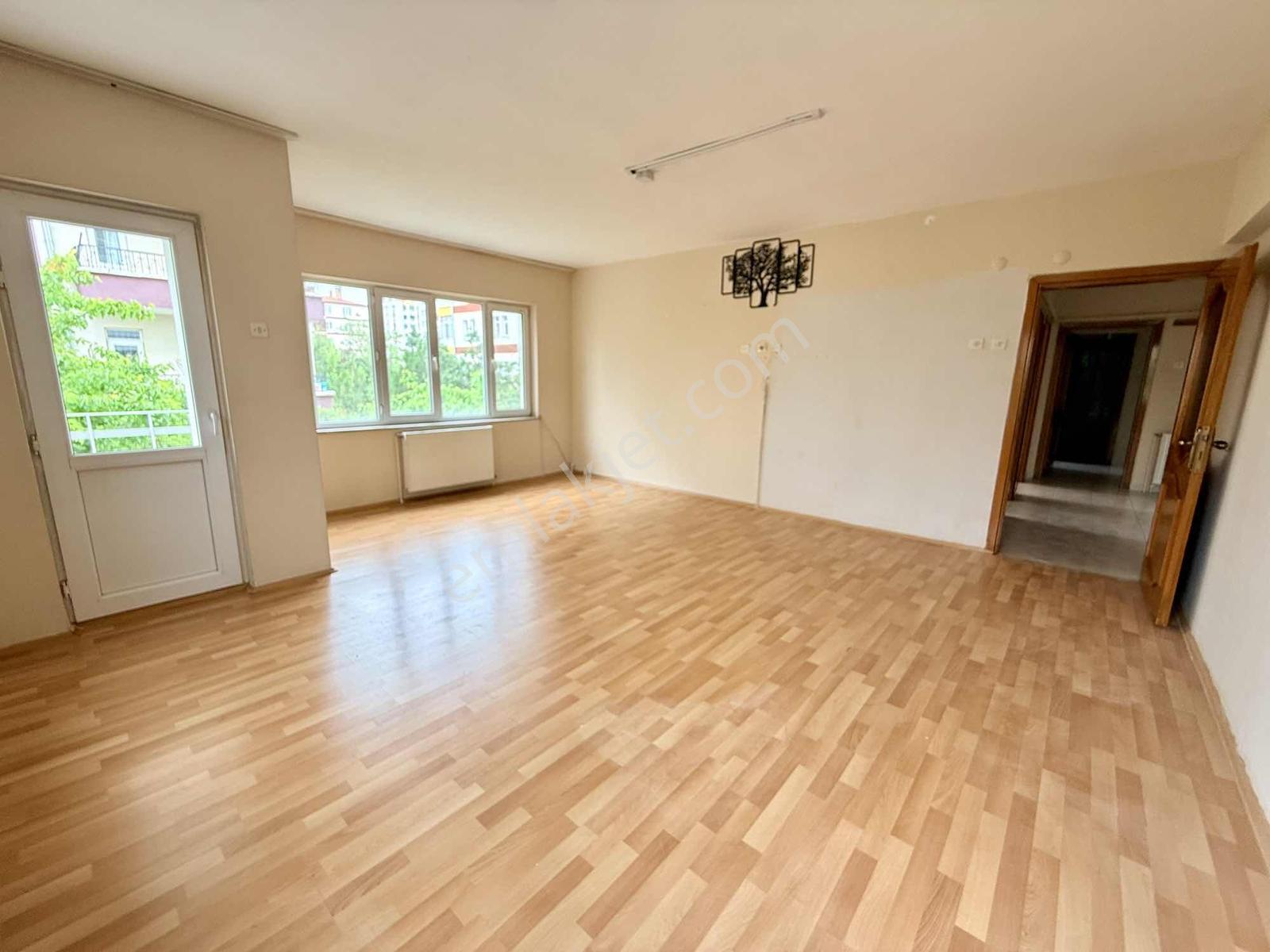 İldem Fatih Mahallesinde Aylık Ödemeli 3+1 Geniş Kiralık Daire