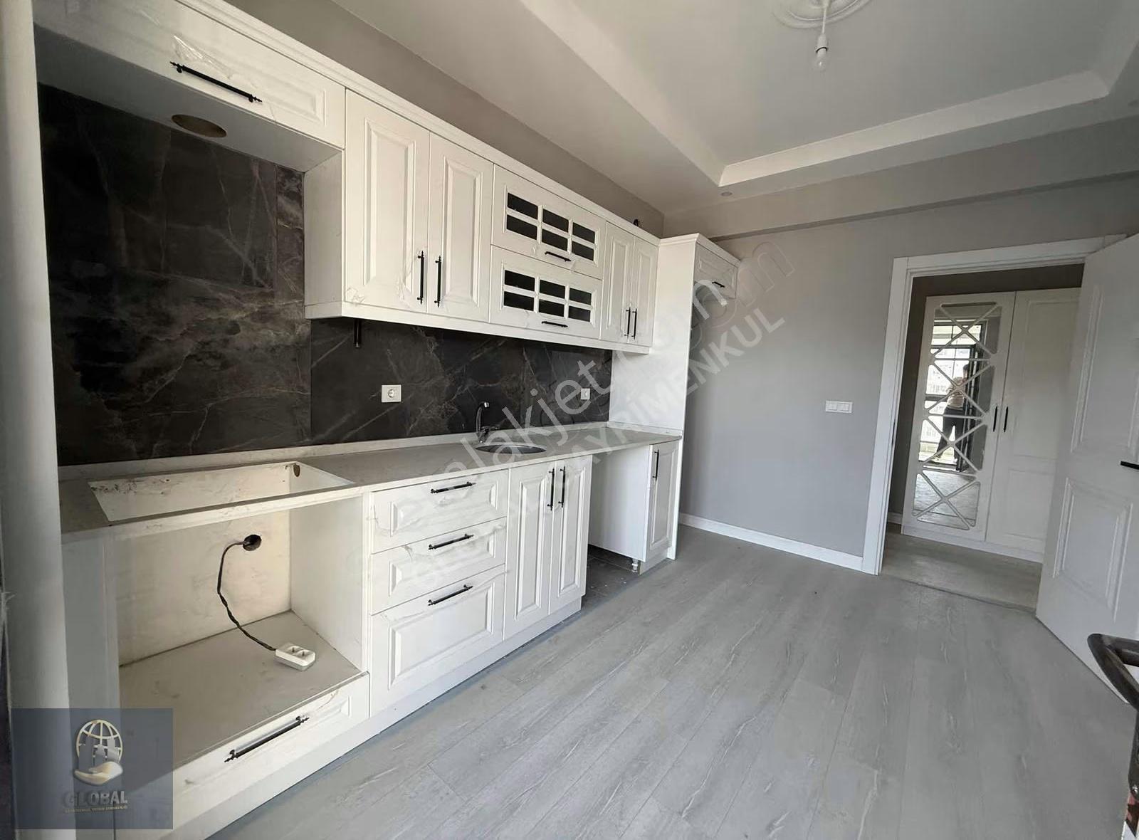 Rumeli Mah Cumhuriyet Parkı Mevki Site İçi 2+1 Arakat 95m2 - Görsel 10