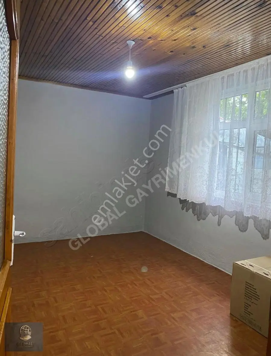 Çorlu Havuzlar 395m2 Arsaiçinde 2014 Yapım Satılık Müstakil Ev - Görsel 2
