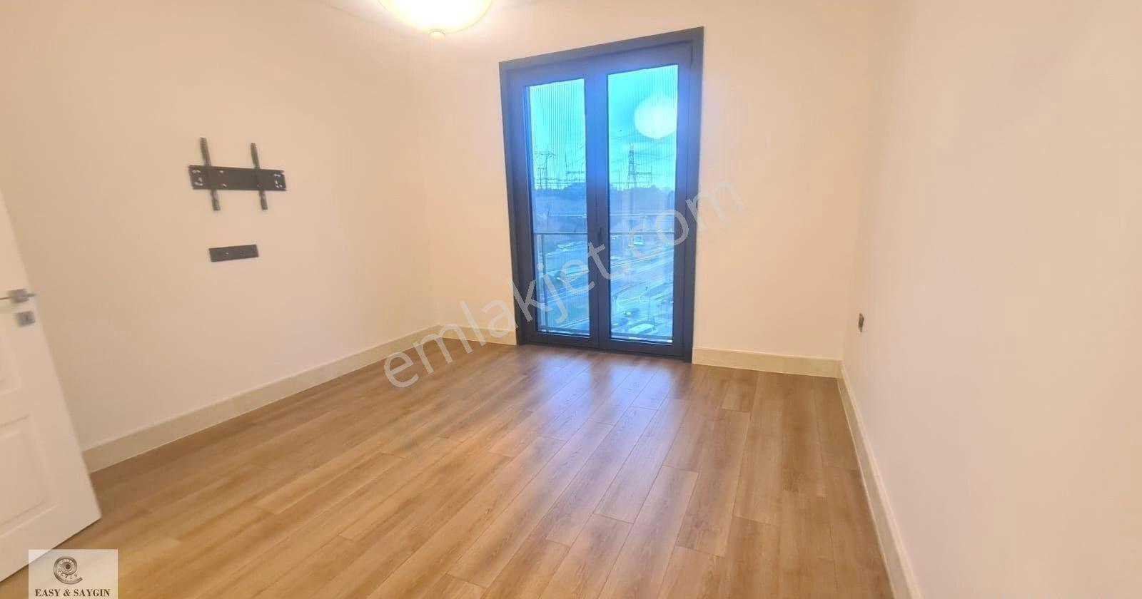 Avrupa Konutları Çamlı Vadi Sitesinde 2+1 Kapalı Mutfak Daire Balkon Kapalı - Görsel 2