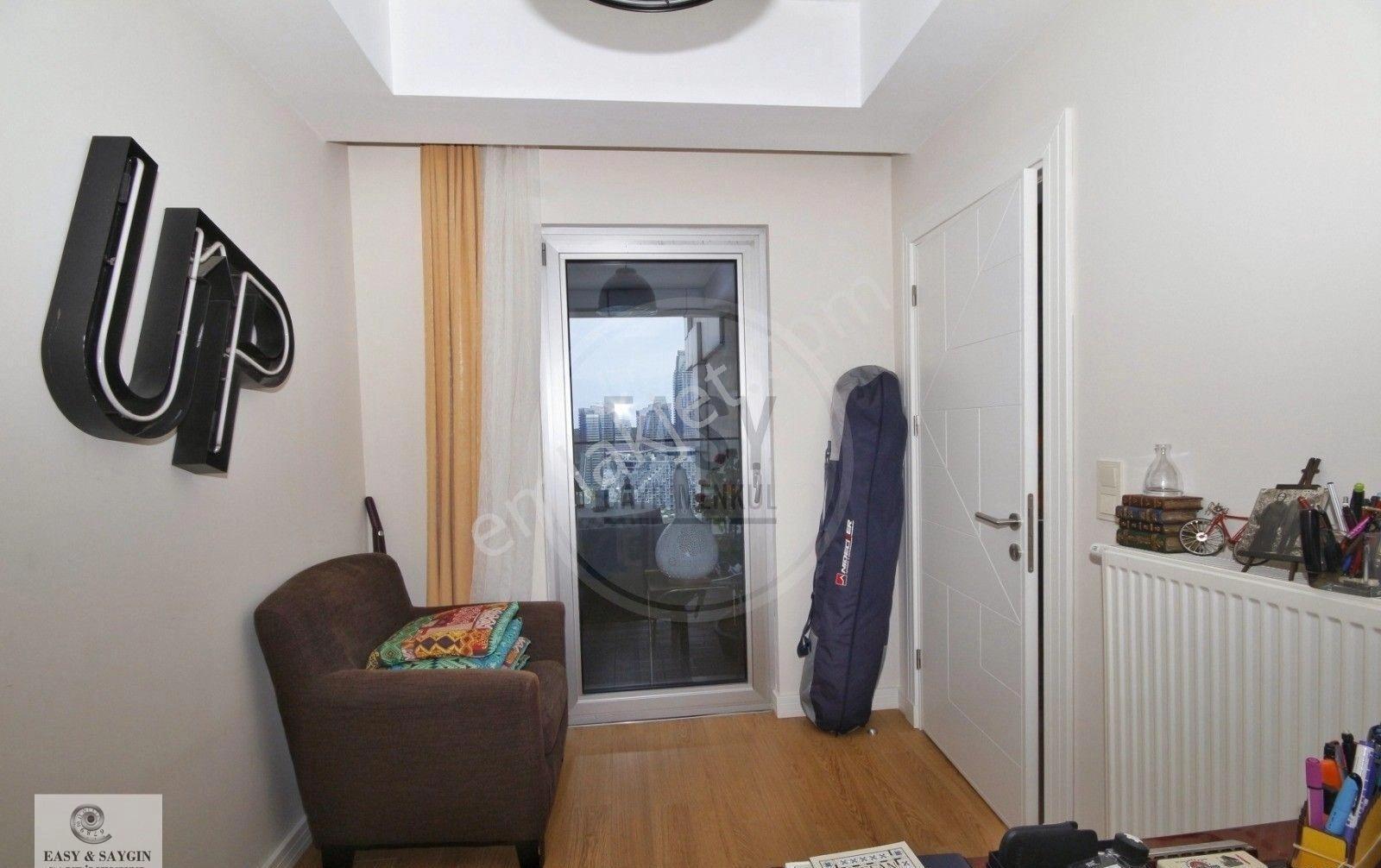 Ağaoğlu Maslak Myhome Sitesinde Kiralık Daire ***boş***3+1 Balkonlu