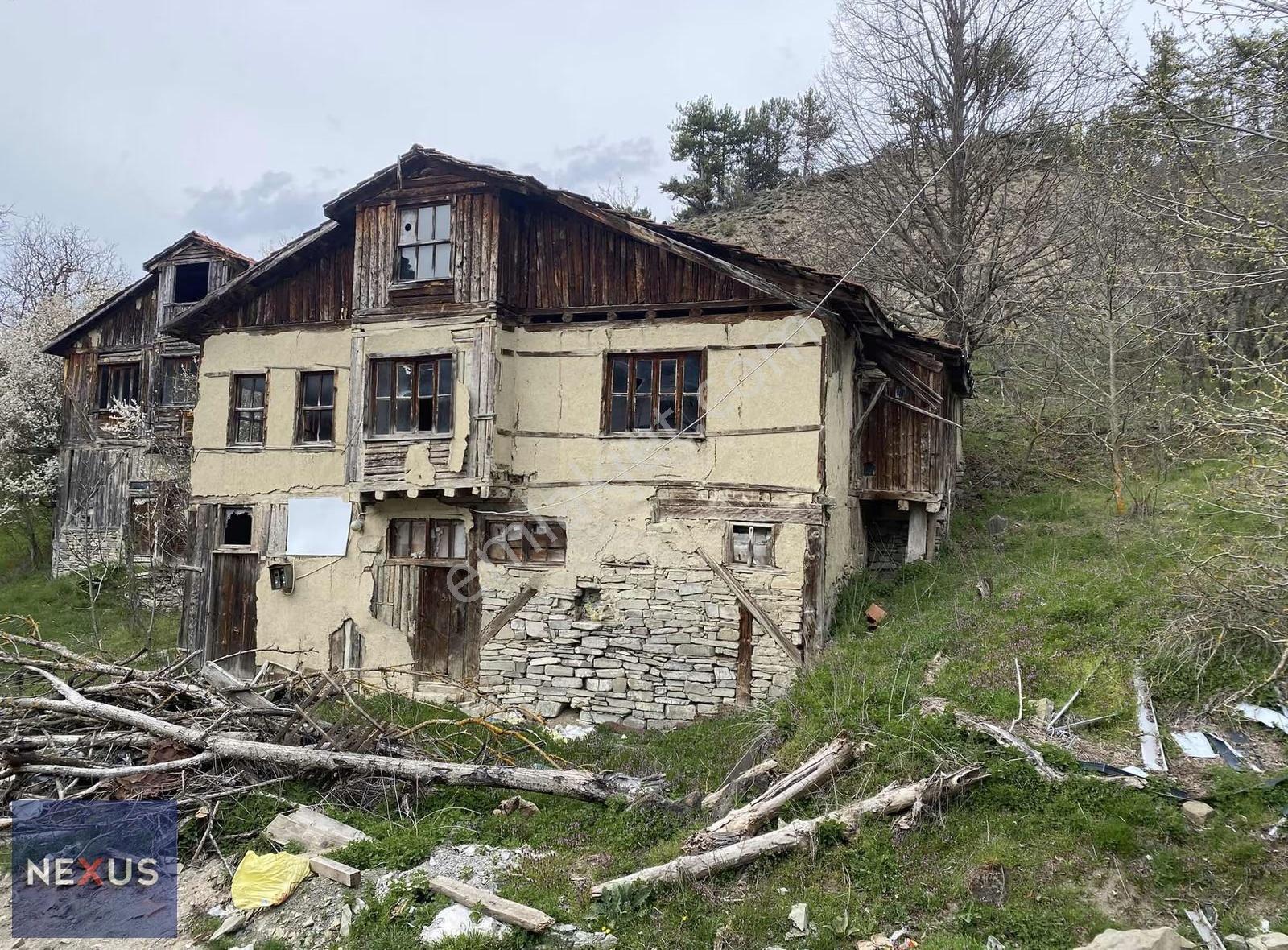 Bolu Mudurnu Kurtlar'da 3 Katlı Müstakil Ev Ve Bahçesi - Görsel 13