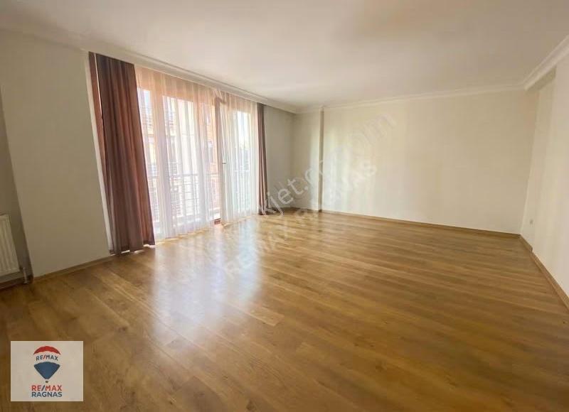 Çekmeköy Taşdelen Carpe Diem Sitesinde 155m2 Satılık 3+1 - Görsel 3