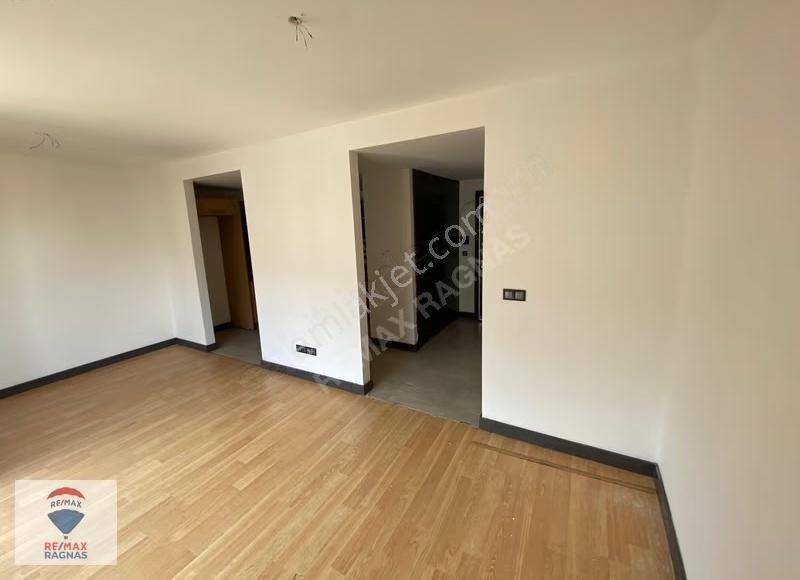 Remax Özlenen'den, Dekon Silva'da Kiralık 2+1 Ara Kat Daire - Görsel 10