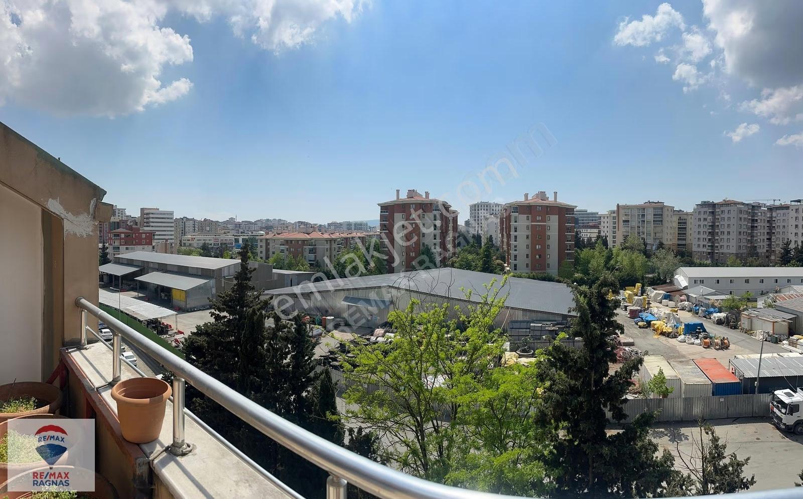 Çekmeköy Taşdelen Sultançiftliği'nde 4+1 Kiralık Daire - Görsel 11