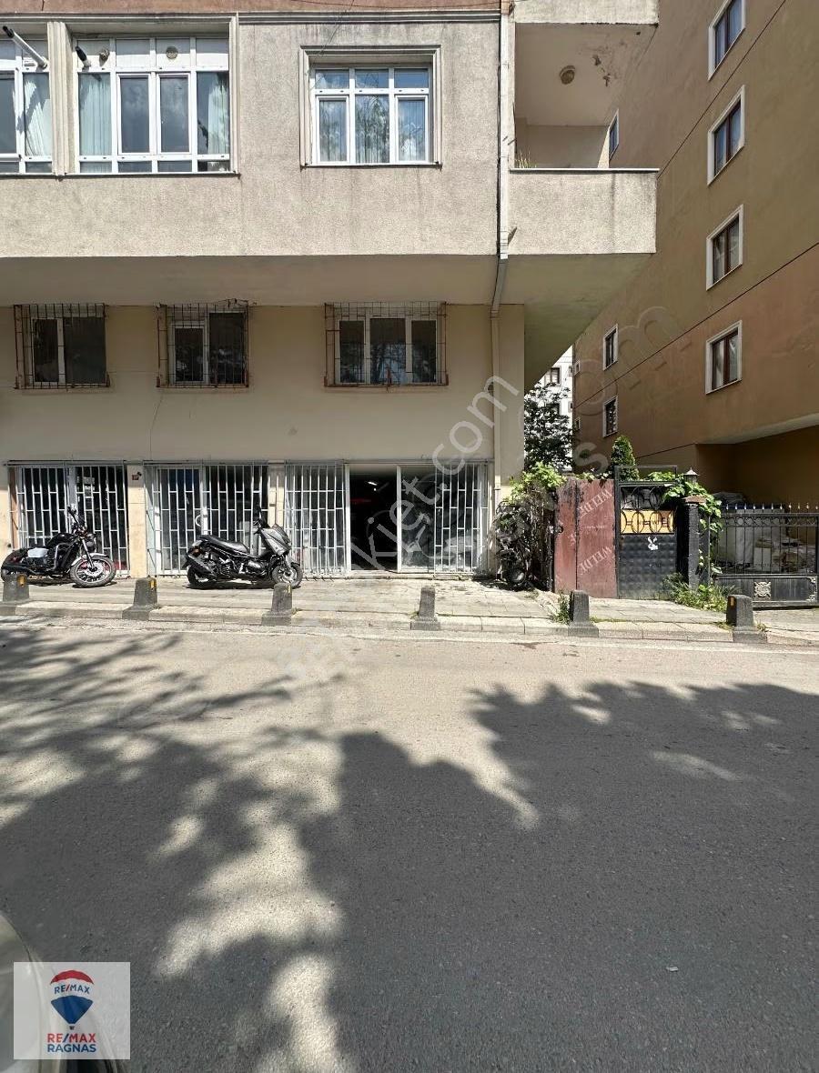 Çekmeköy Taşdelen Sultan Çiftliği'nde Yatırımlık Satılık Dükkan - Görsel 8