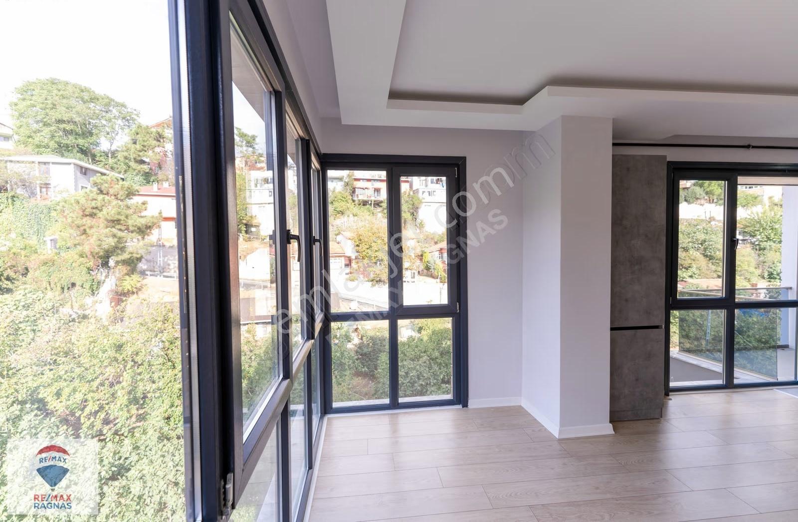 Çengelköy'de Sitede 2+1 95m² Balkonlu Köşe Satılık Daire - Görsel 4