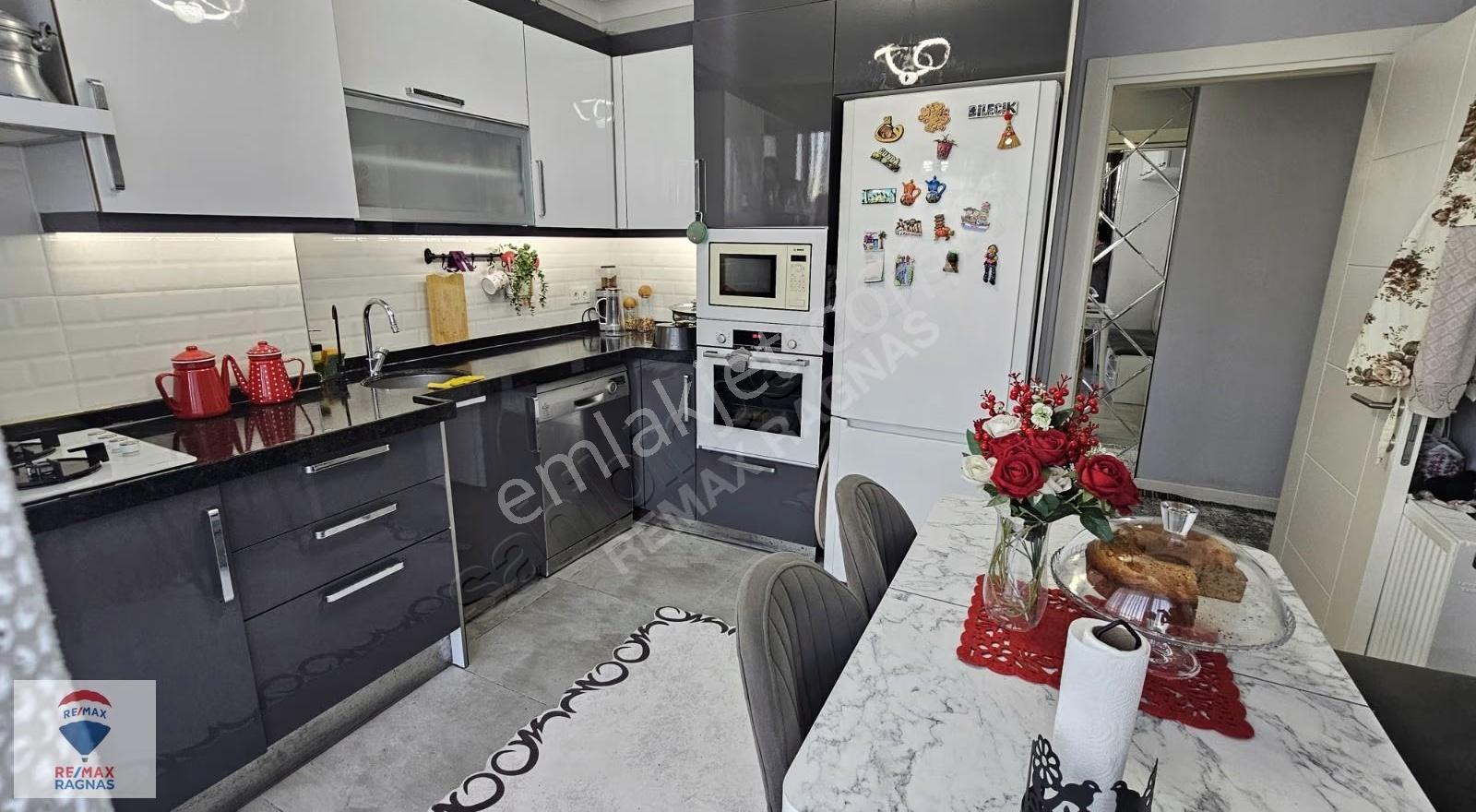 Acil Çekmeköy Alemdağda Butik Sitede Satılık 3+1 Lüx Daire - Görsel 7