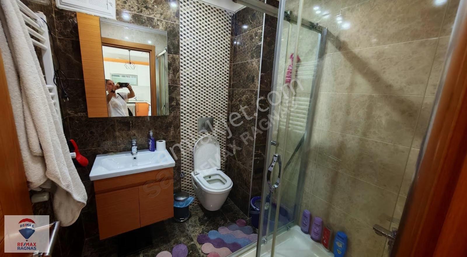 Taşdelen Prestijli Bir Sitede Eşyalı 1+1 Daire Balkonlu Kiralık - Görsel 14