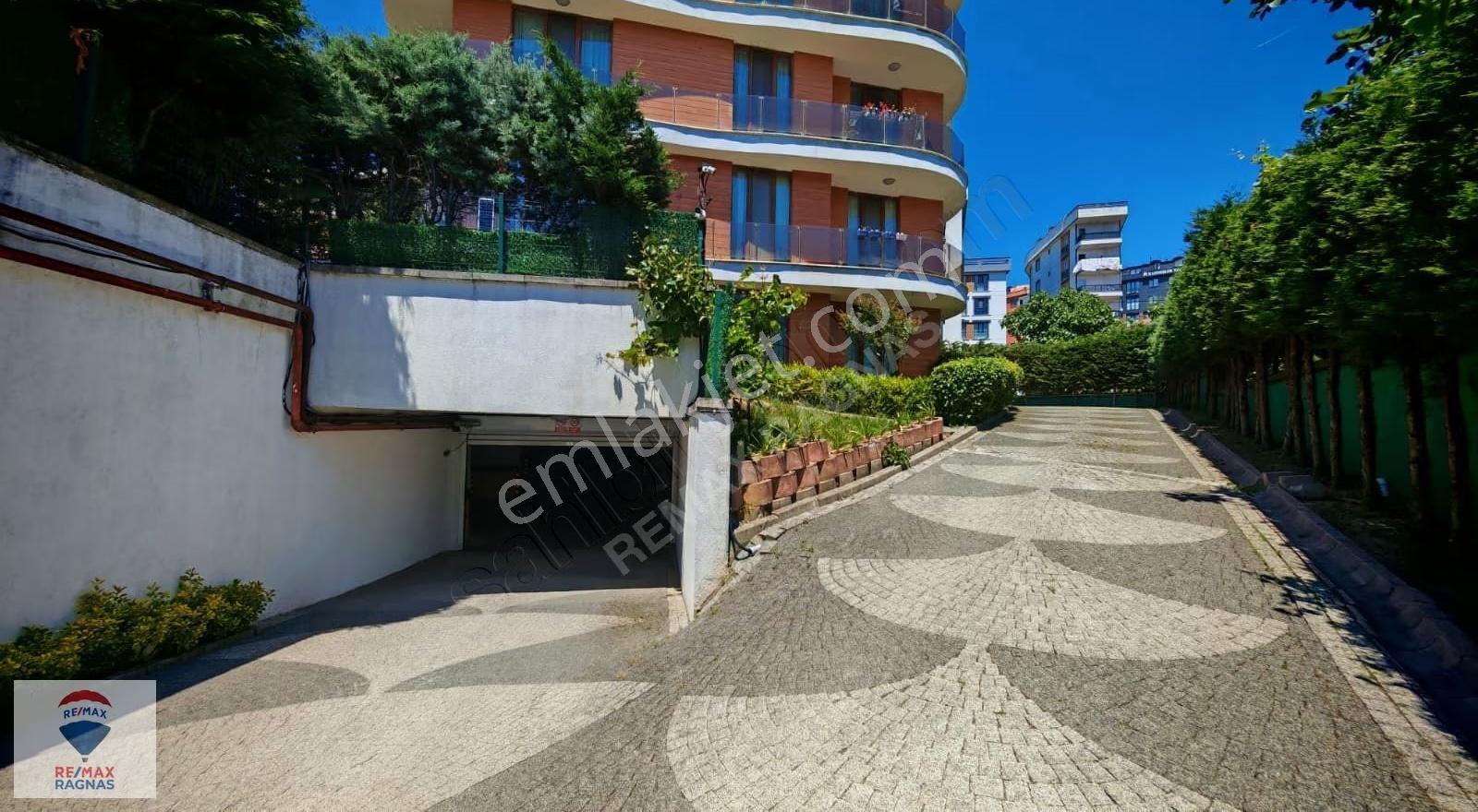 Taşdelen Prestijli Bir Sitede Eşyalı 1+1 Daire Balkonlu Kiralık - Görsel 16