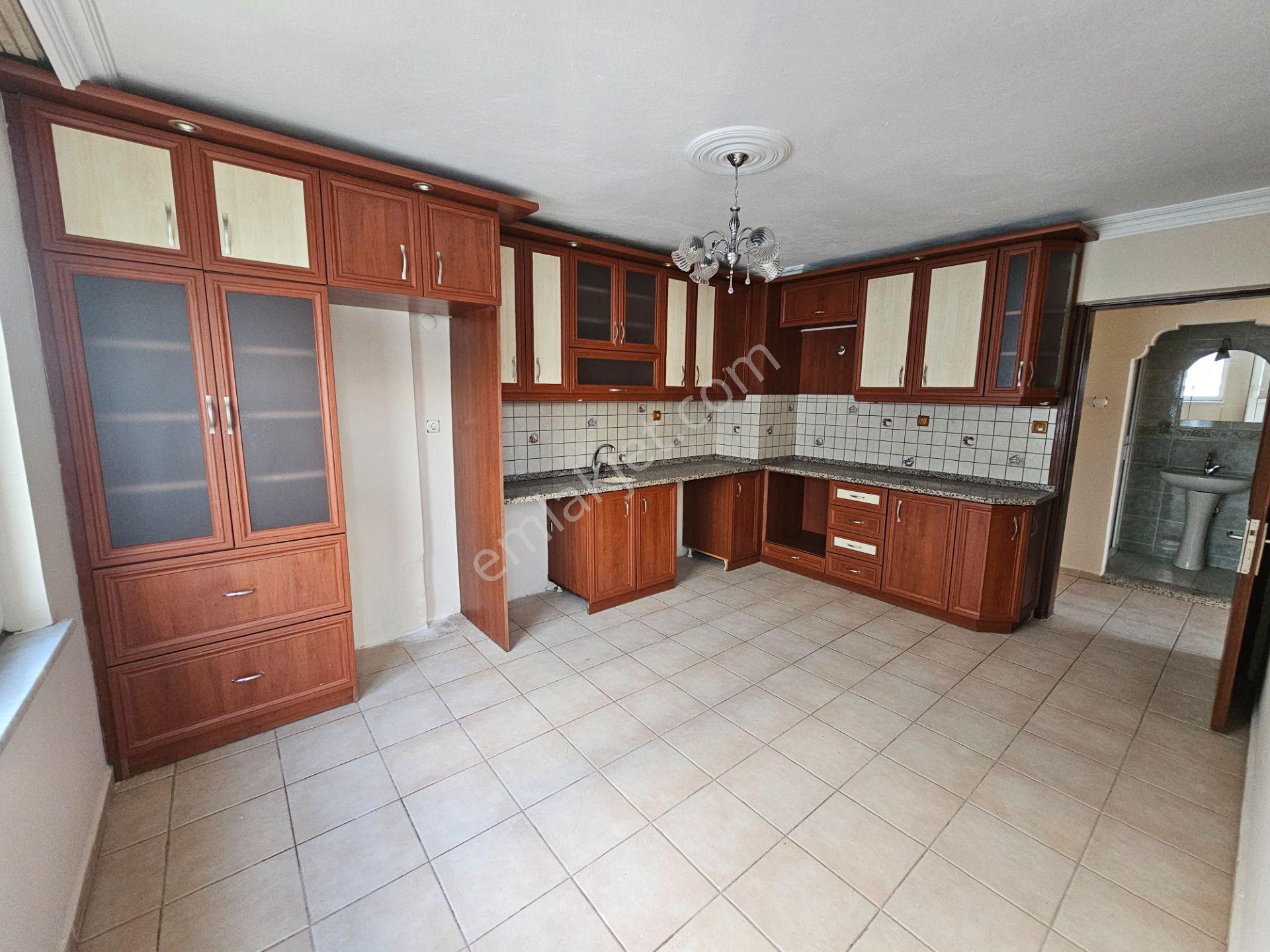 Adnan Menderes Mahallesi Kiralık 3+1 Klimalı Daire - Görsel 15