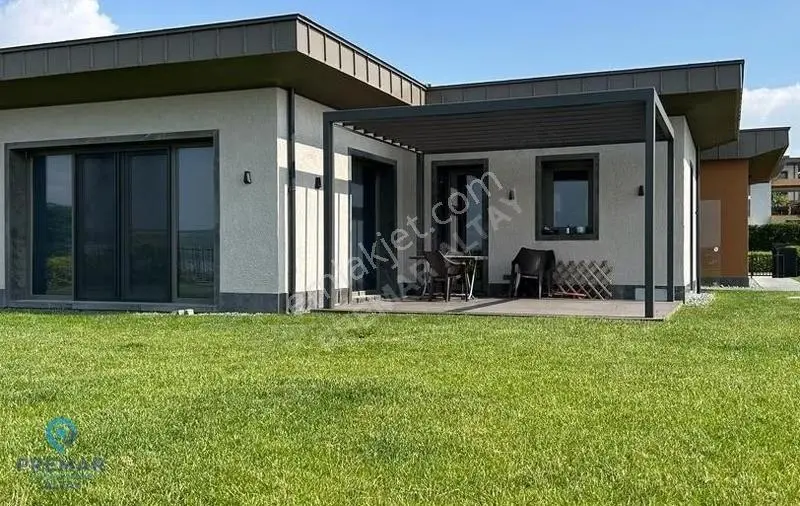 Mesa Nurol Yeşilyaka Su Projesi Sıfır Tek Kat 5+1 Satılık Villa