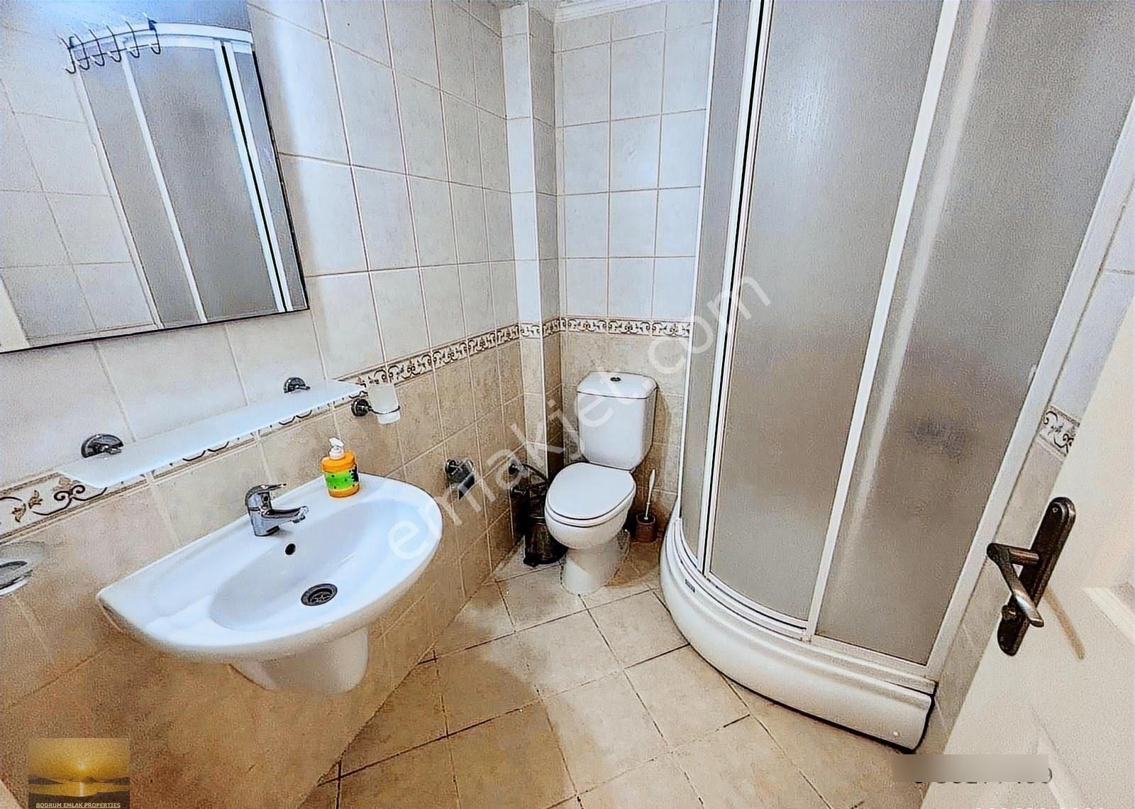 Denize Yakın Sitede Satılık Bahçeli Ev Eşyalı Daire Özel Plajlı Sitede Ön Sirada Düzayak Konumlu Ev - Görsel 26