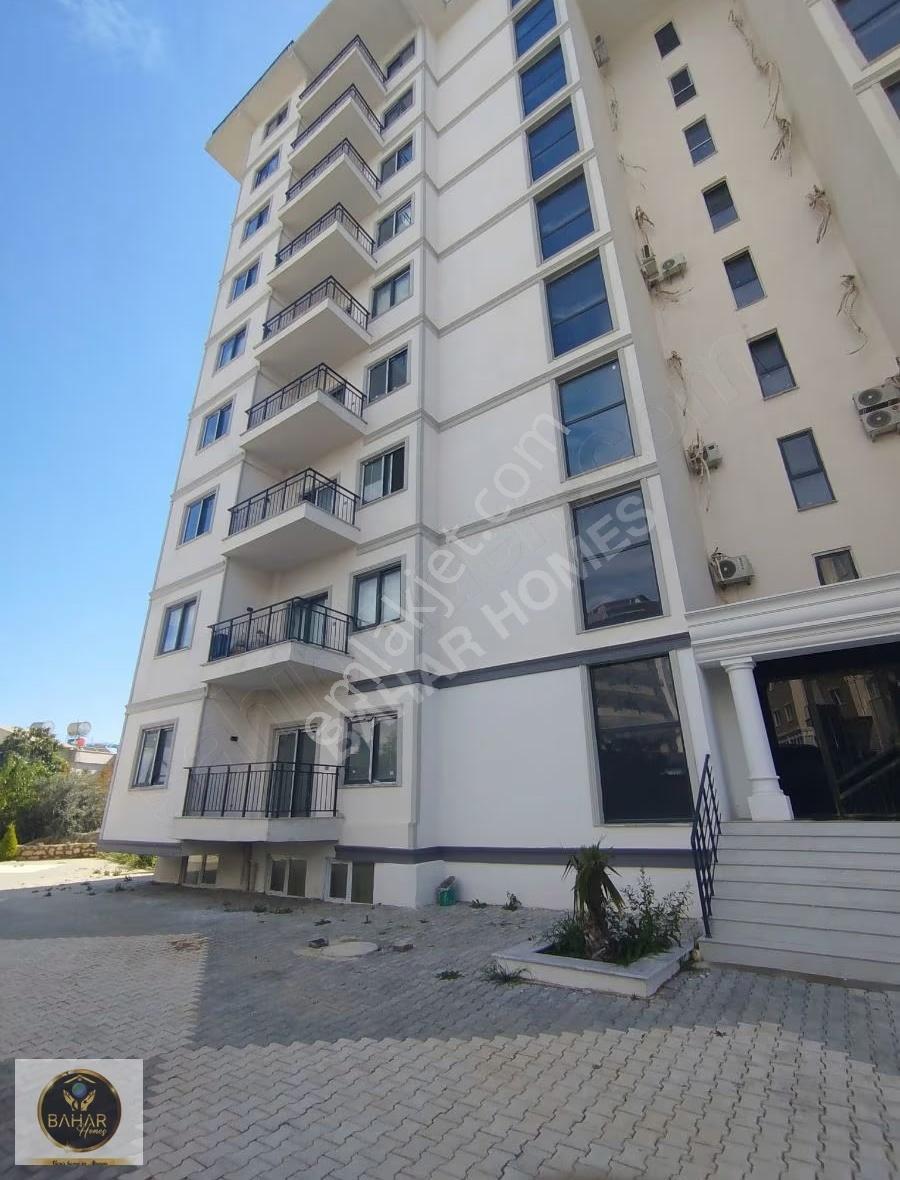 Denız Manzaralı Acil Satilik Daire - Görsel 12