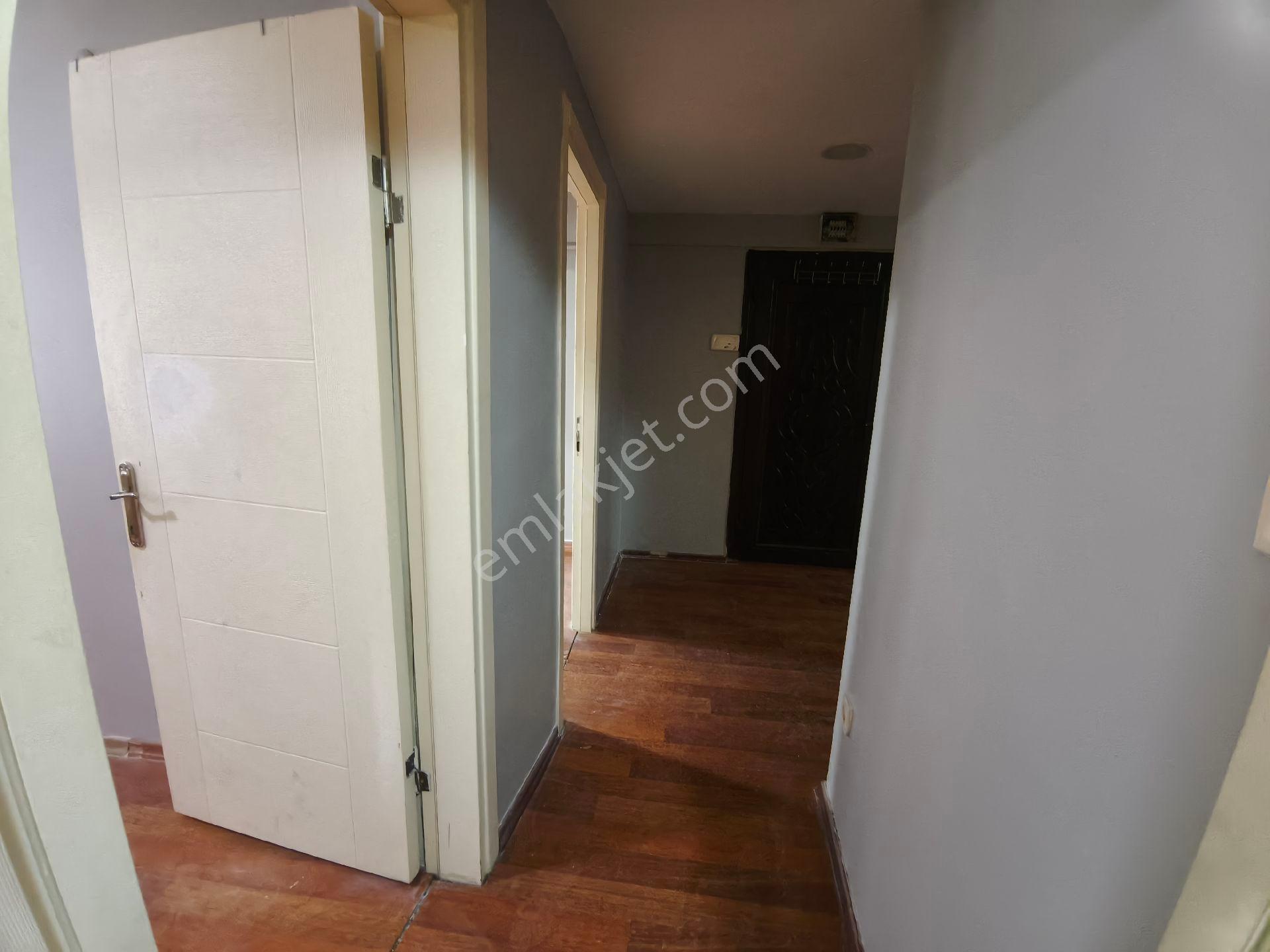 Üsküdar Merkezi Konumda Kiralık Bahçe Katı 2+1 - Görsel 9