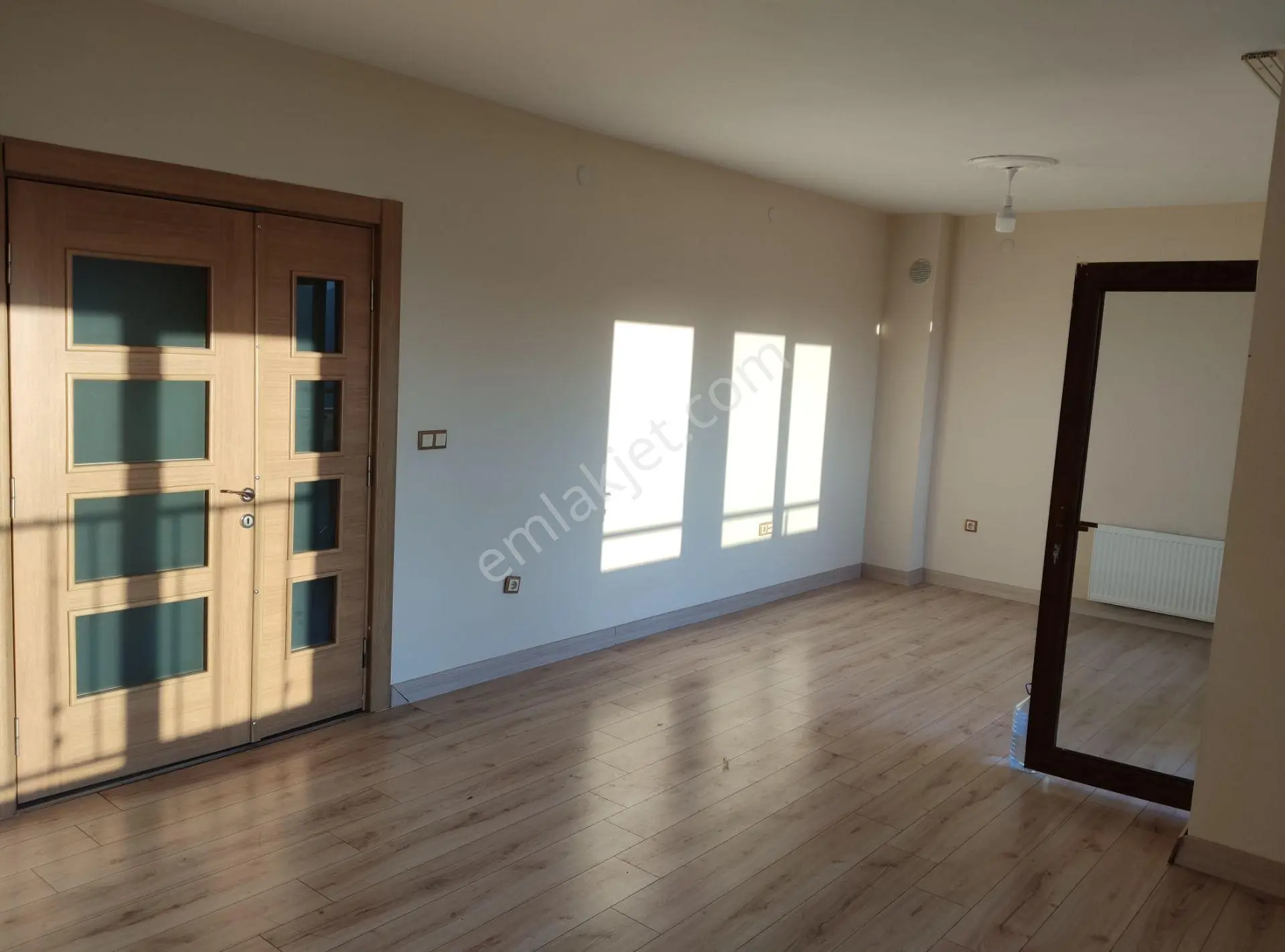 Hastane Karşısı, Deniz Manzaralı, Sağlam Ve Yapılı 3+1 Kiralık Daire - Görsel 16