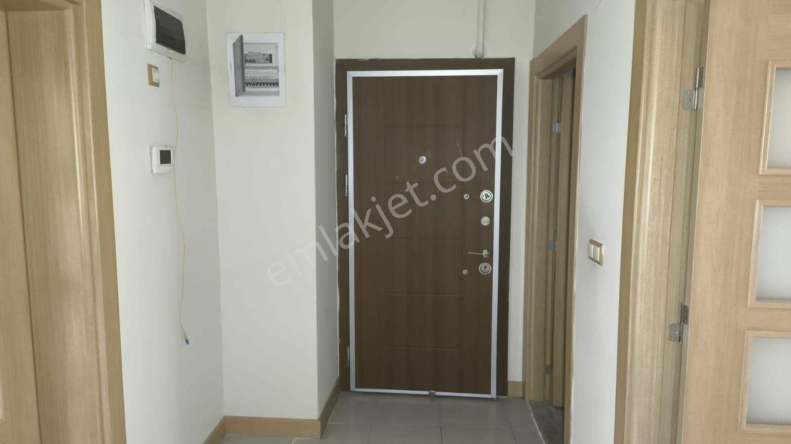 Hastane Karşısı, Deniz Manzaralı, Sağlam Ve Yapılı 3+1 Kiralık Daire - Görsel 22