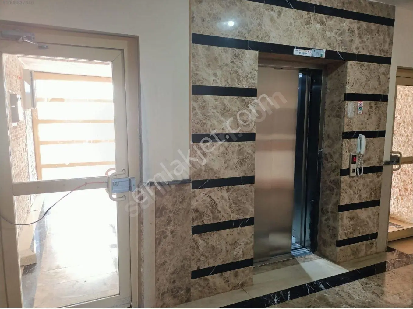 Hastane Karşısı, Deniz Manzaralı, Sağlam Ve Yapılı 3+1 Kiralık Daire - Görsel 3