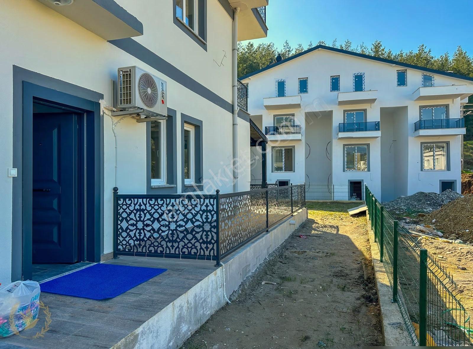 Menekşe Cadde Üzerindeki Binada ,müstakil Girişli ,bahçeli 1+1 - Görsel 8