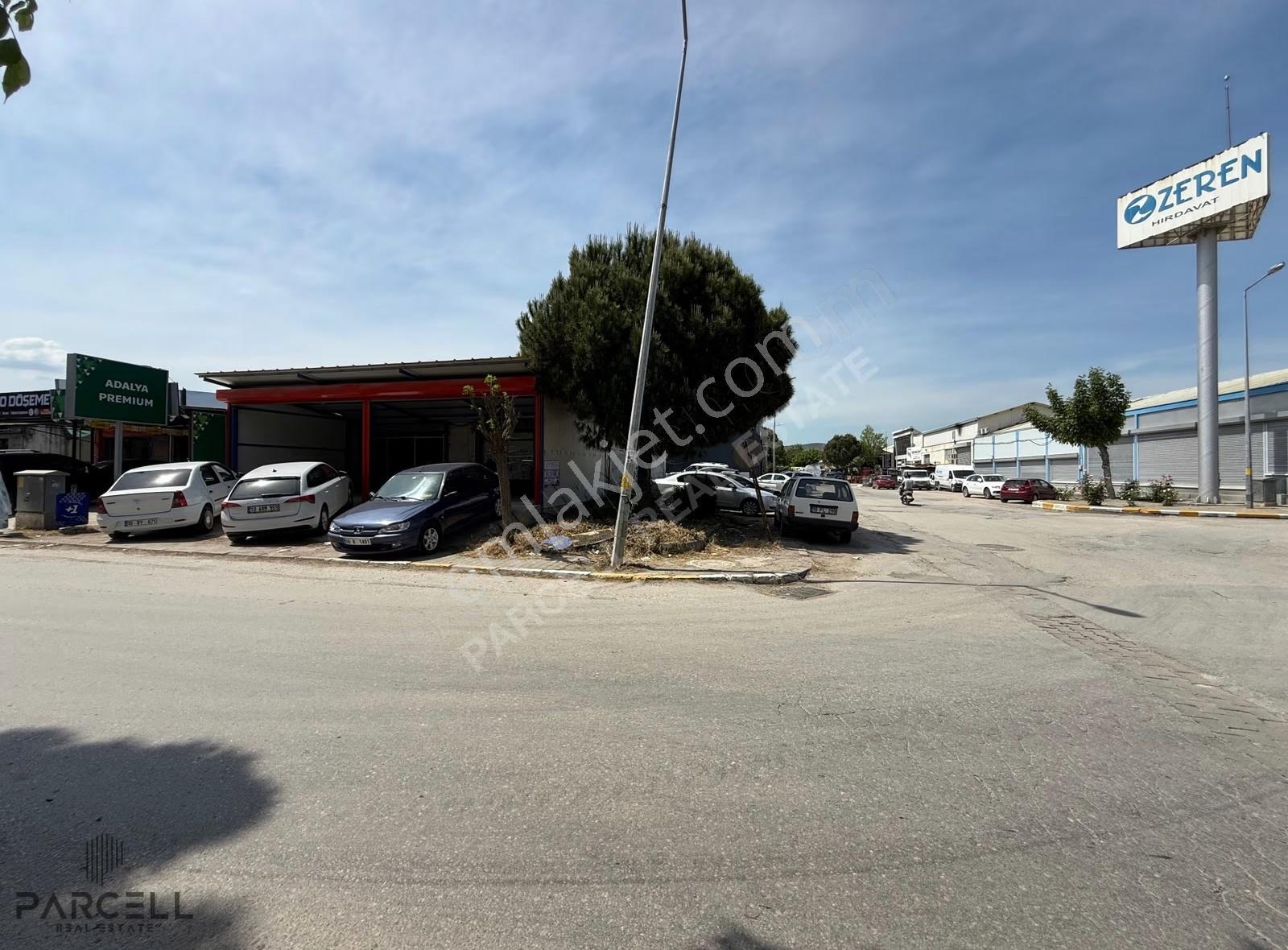 Balıkesir Yeni Sanayi Sitesi 3.kapıda 150 M² Kiralık Köşe Dükkan - Görsel 12