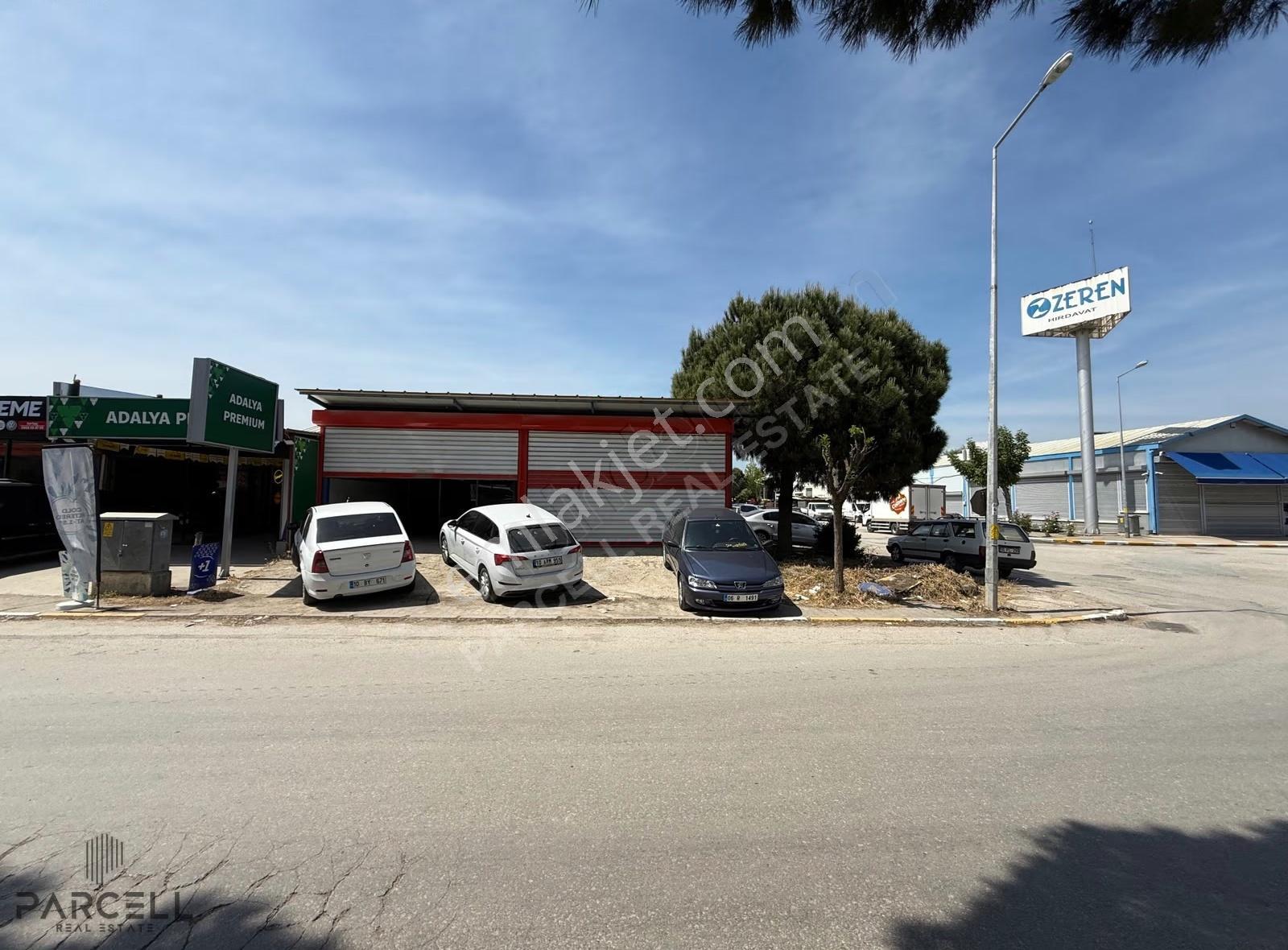 Balıkesir Yeni Sanayi Sitesi 3.kapıda 150 M² Kiralık Köşe Dükkan - Görsel 2