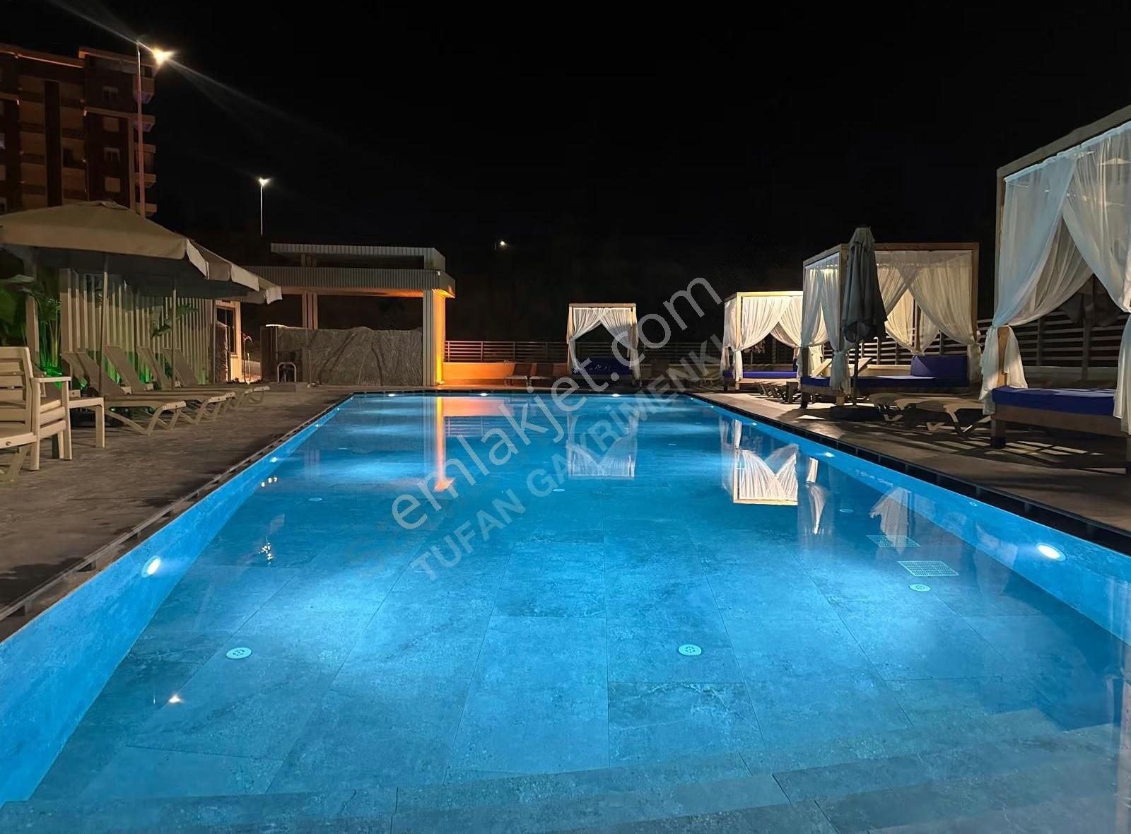 Sarılarda Ultra Lüks Sitede 2+1 Konsept Daire