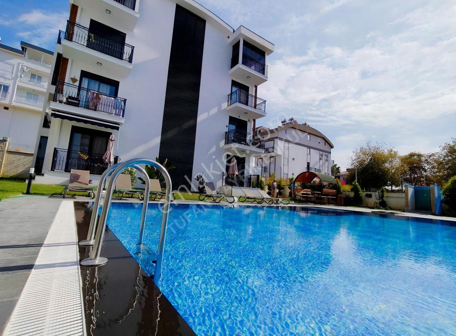 Ilıca Merkez 1+1 Full Lüks Eşyalı Havuzlu Güvenlikli Site İçi - Görsel 24