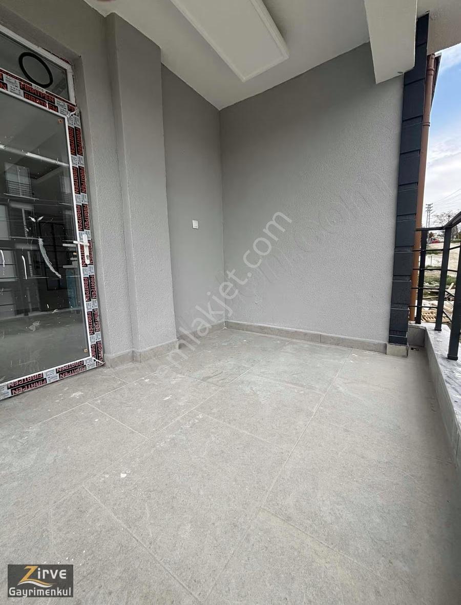 Zirveden Yıldırımda Köşebaşı Ful Güney Cephe Yerden Isıtma Daire - Görsel 20