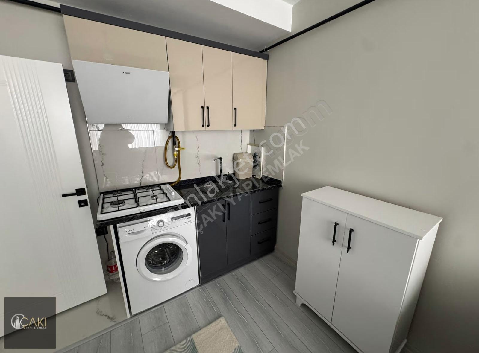 Çakı Yapı Emlaktan Şerefiye Mahallesi Eşyalı Kiralık 1+1 Daire - Görsel 6