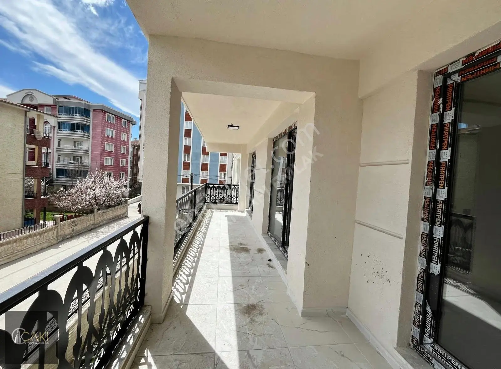 Çakı Yapı Emlaktan Şerefiye Mahallesinde Kiralık 3+1 Daire - Görsel 4